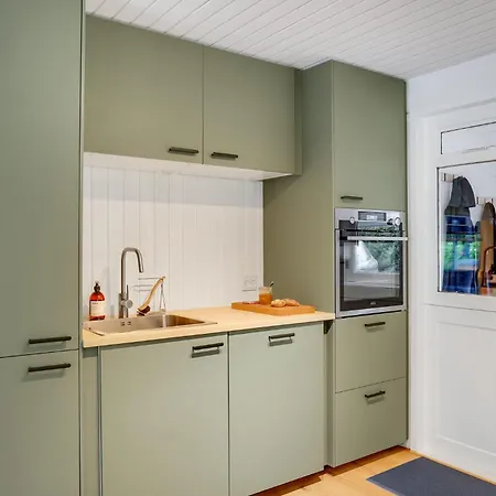 Three-bedroom In Semesterbostad *
