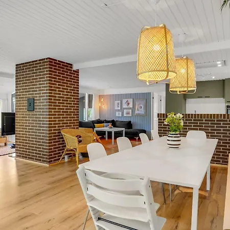 Three-bedroom In بيت للعطل إيبلتوفت